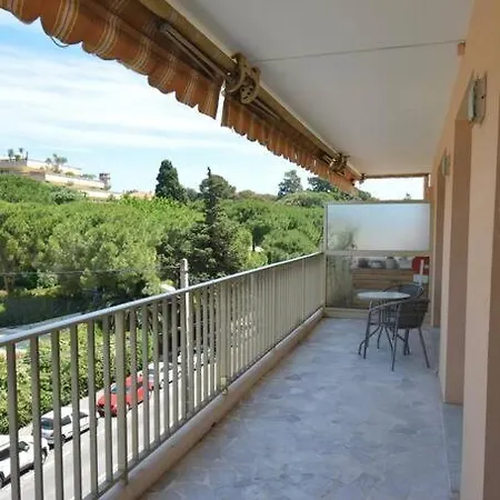 Apartman Superbe 2 Pieces Avec Terrasse Antibes